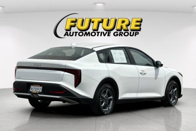 2025 Kia K4 LXS