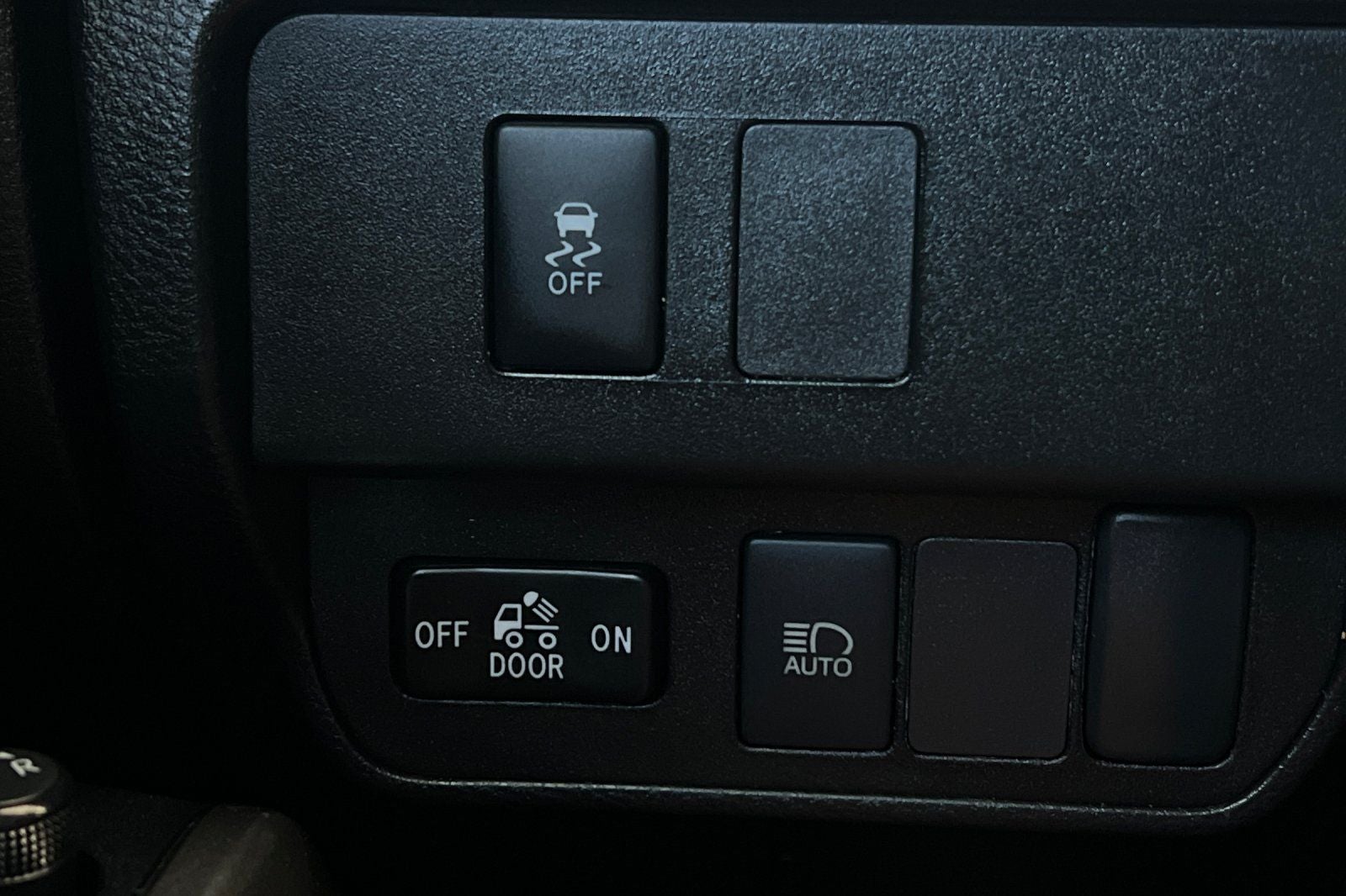 2020 Toyota Tacoma SR5 V6