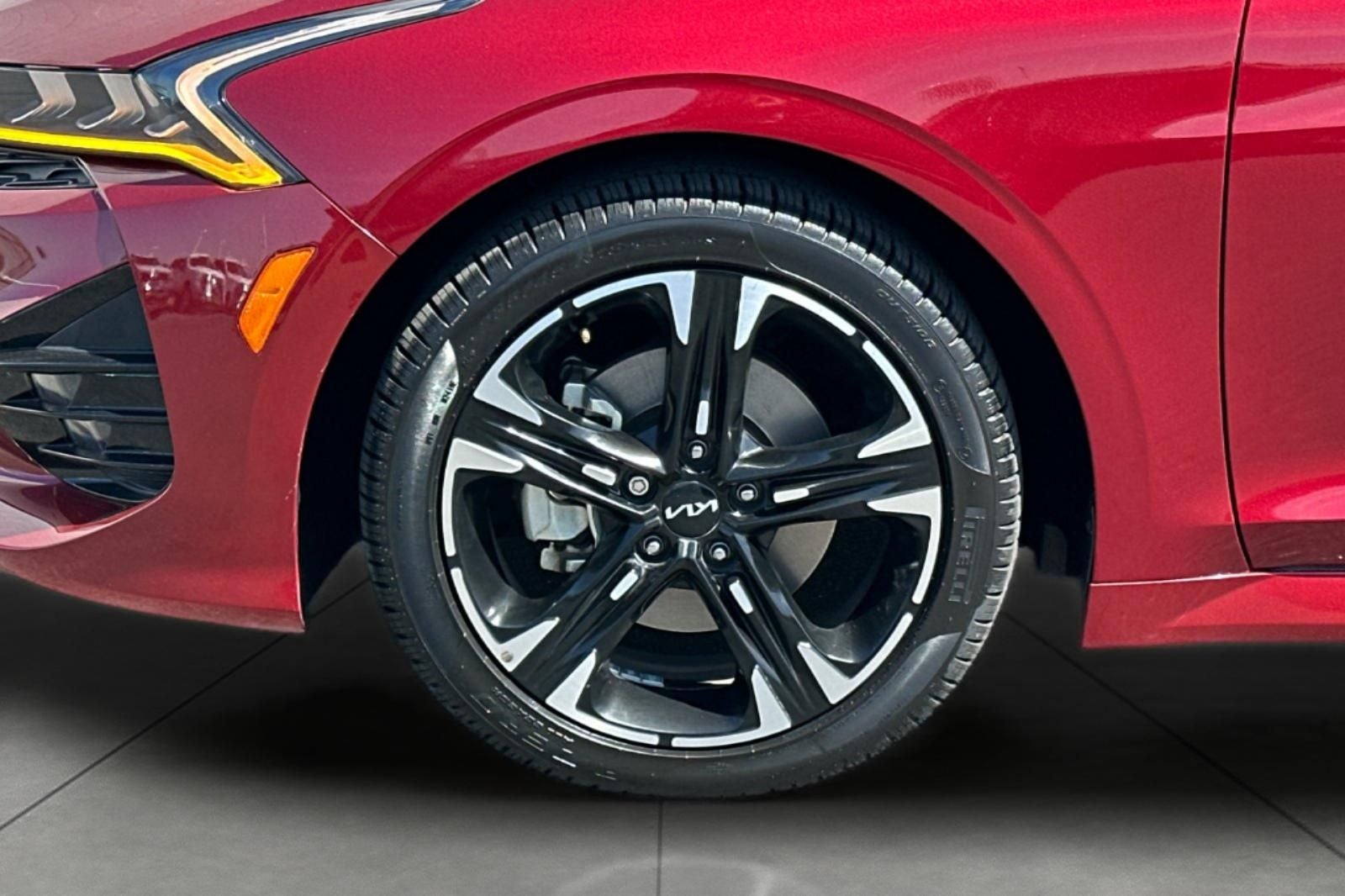 2024 Kia K5 GT-Line