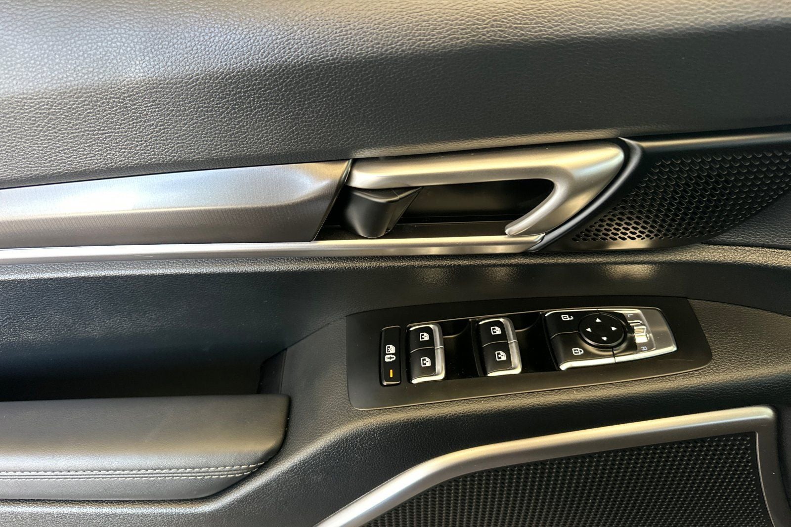 2025 Kia Telluride LX