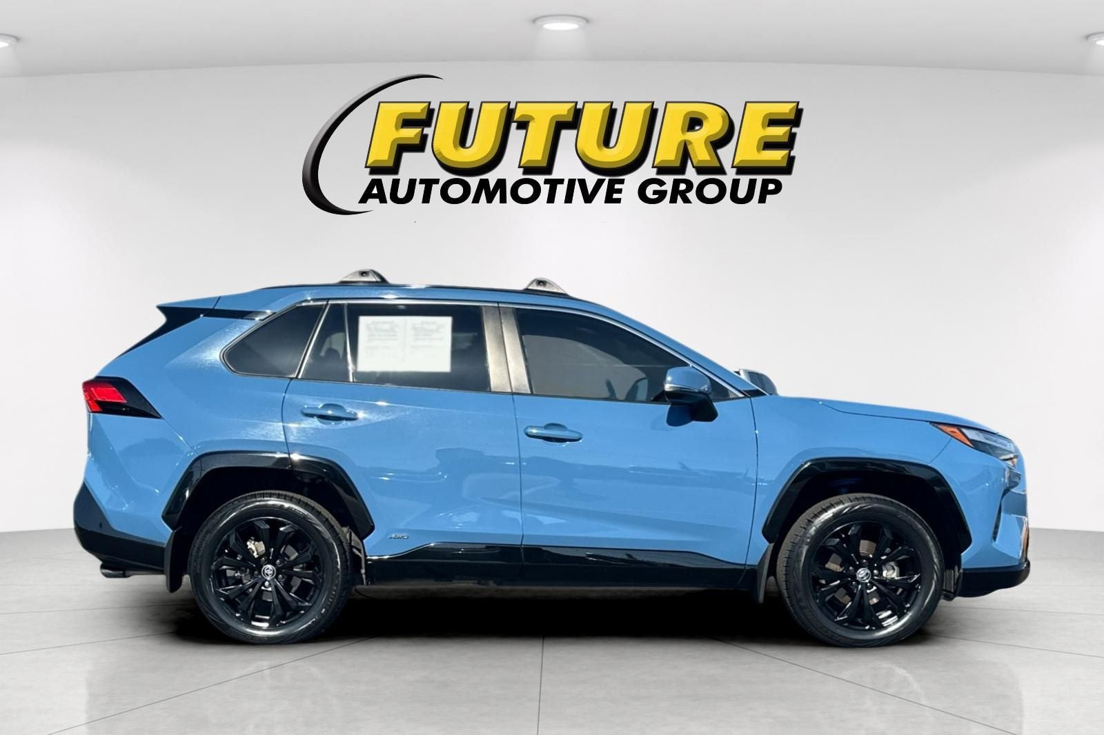 2023 Toyota RAV4 Hybrid SE AWD