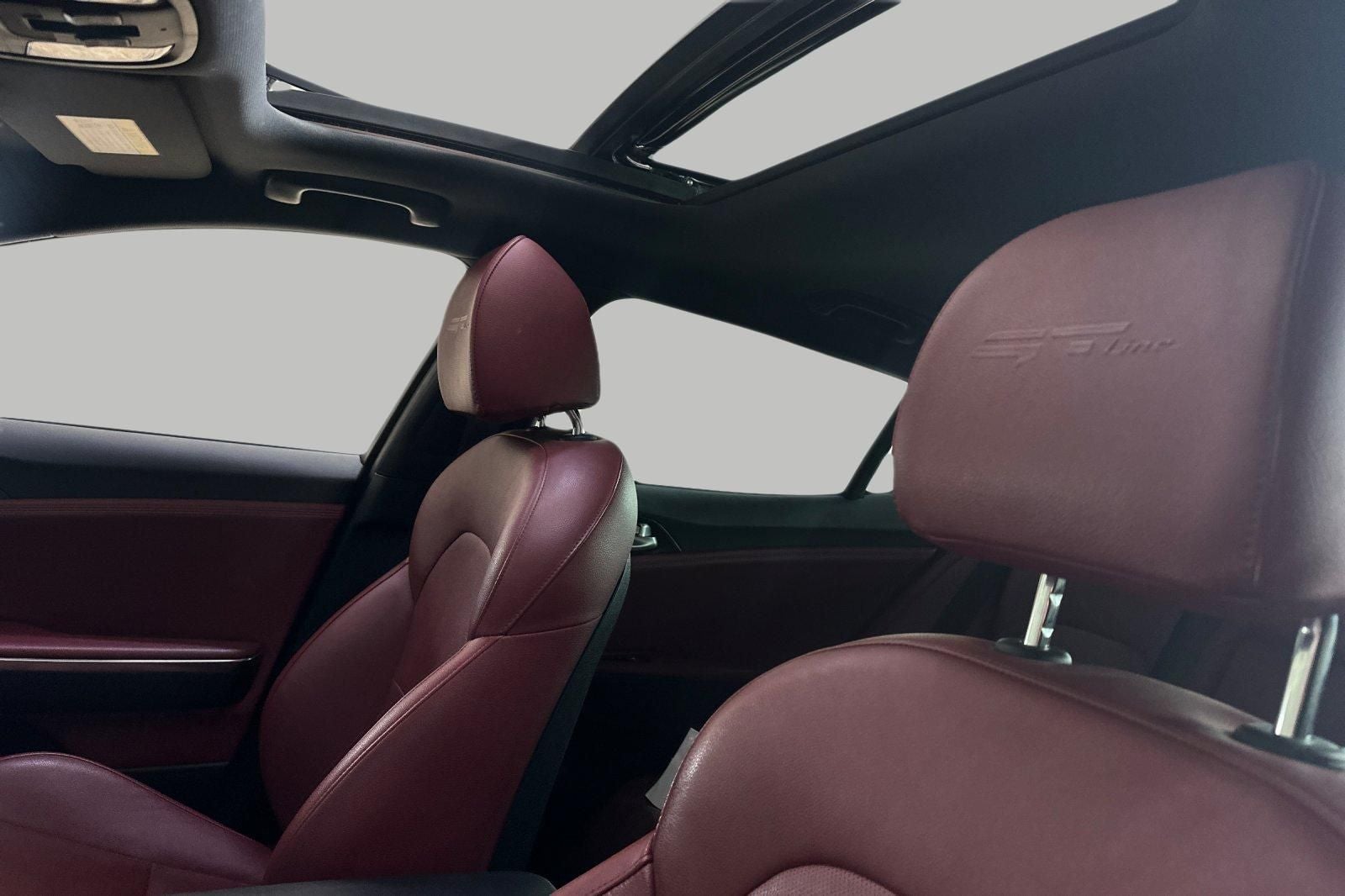 2023 Kia Stinger GT-Line