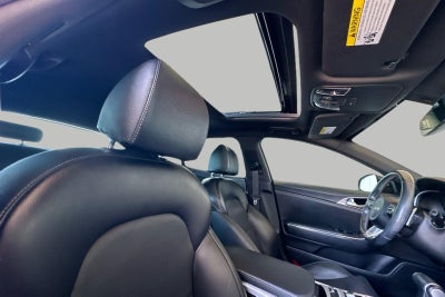 2022 Kia Stinger GT1