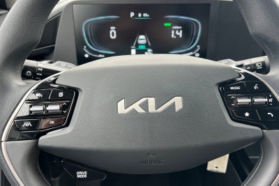 2025 Kia Niro LX