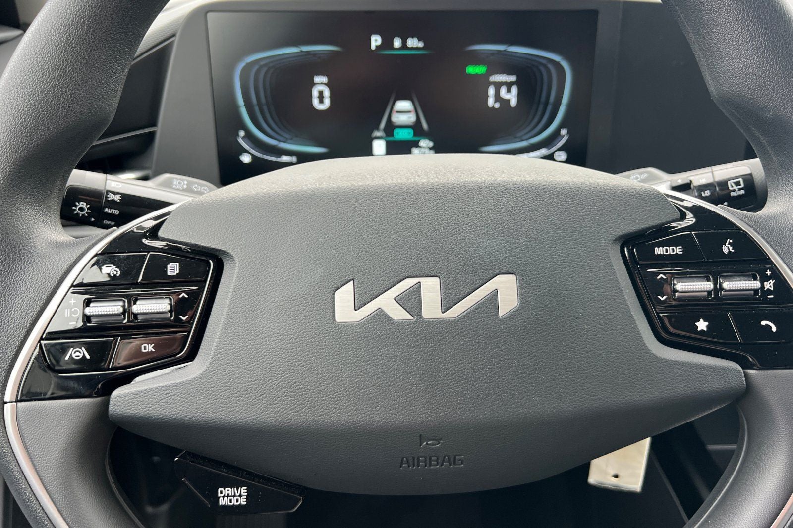 2025 Kia Niro LX