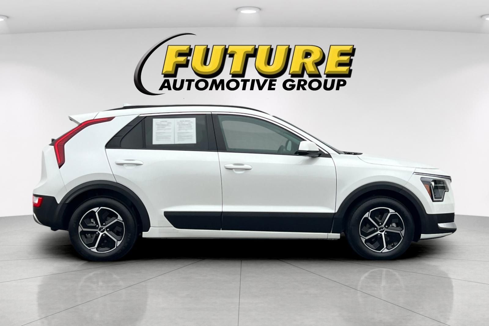2025 Kia Niro LX