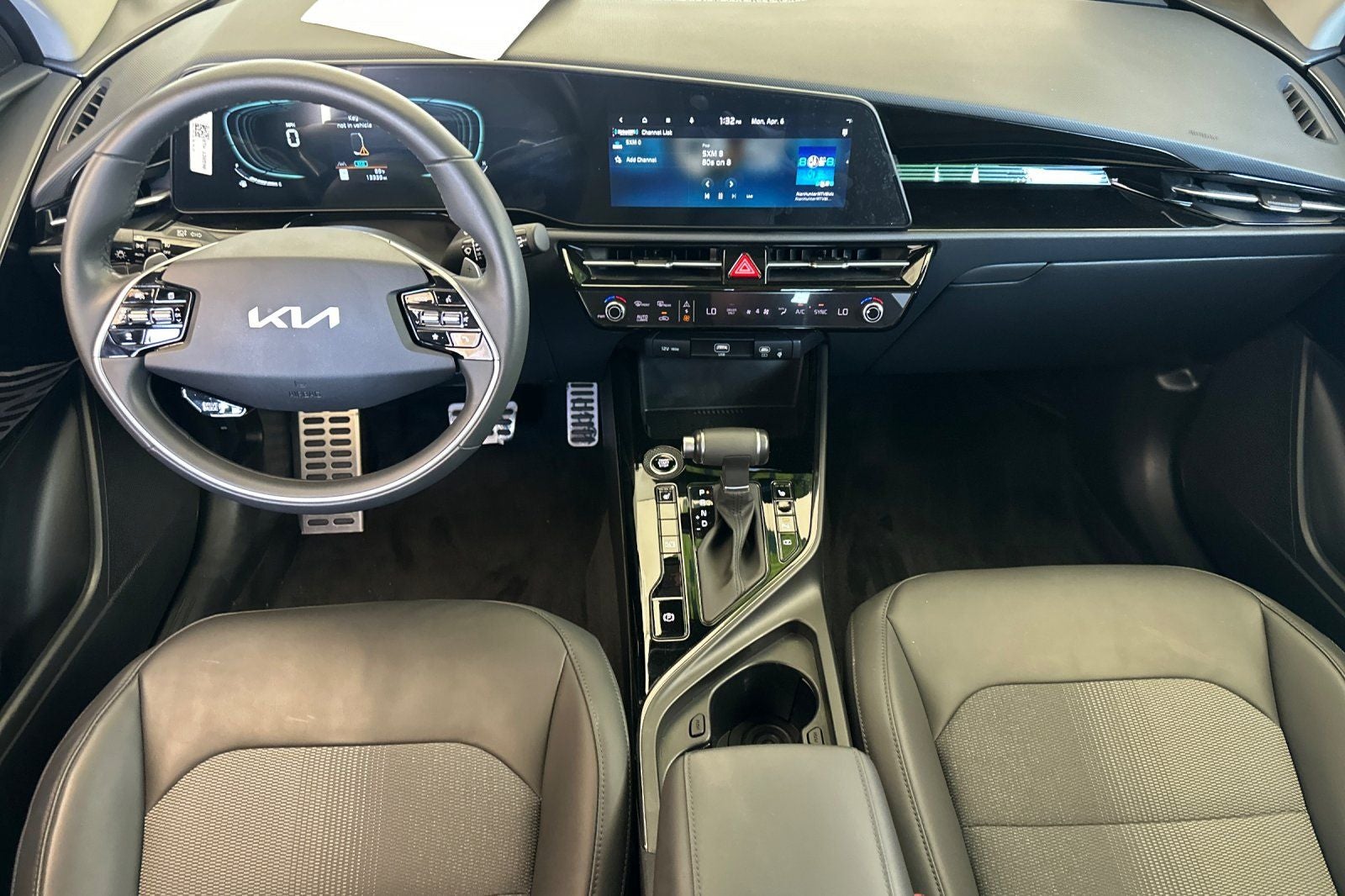 2024 Kia Niro EX Touring