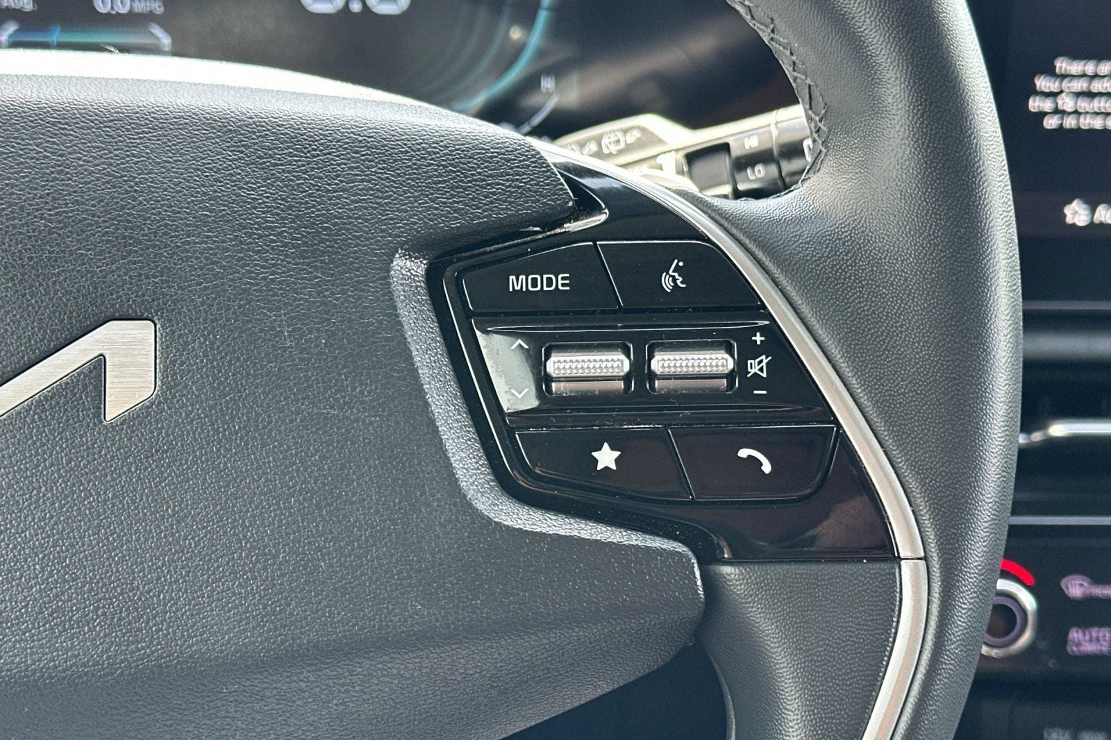 2023 Kia Niro EX Touring