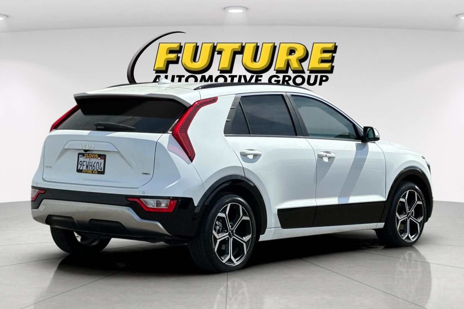 2023 Kia Niro EX Touring