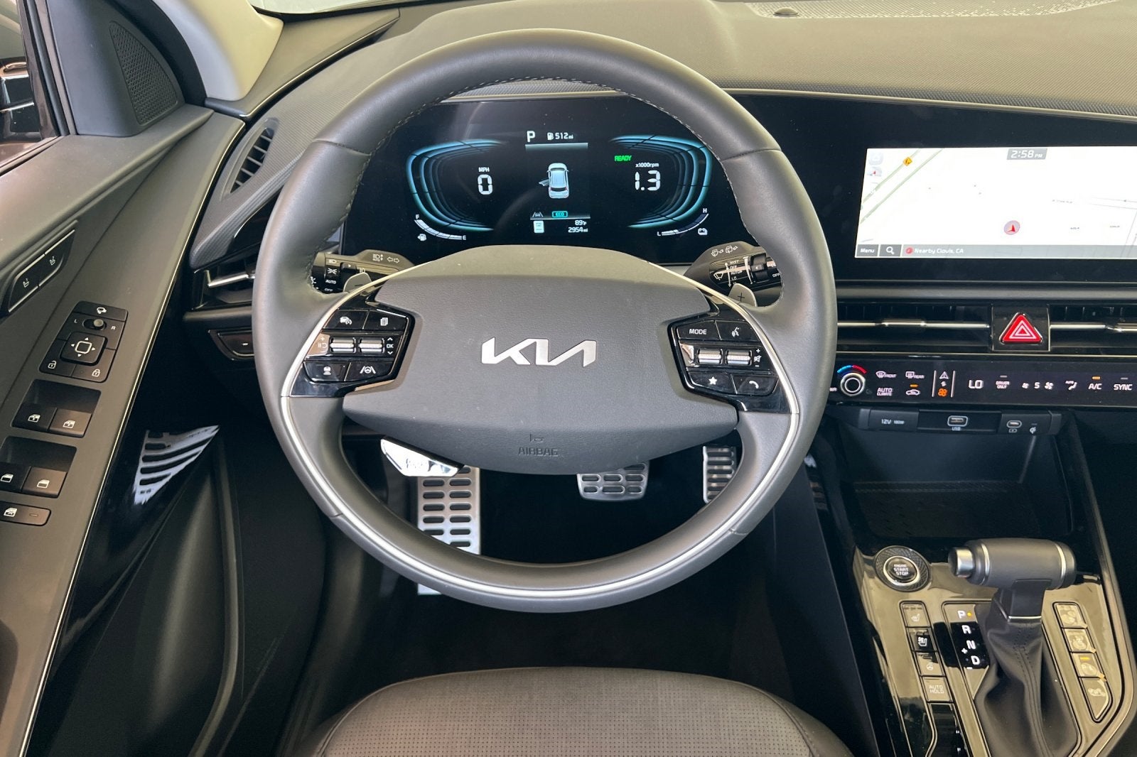 2025 Kia Niro SX Touring