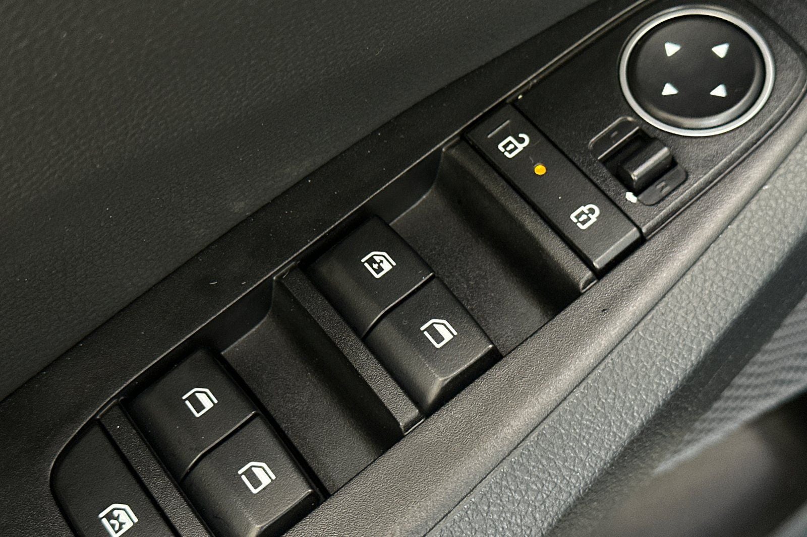 2025 Kia Seltos SX AWD