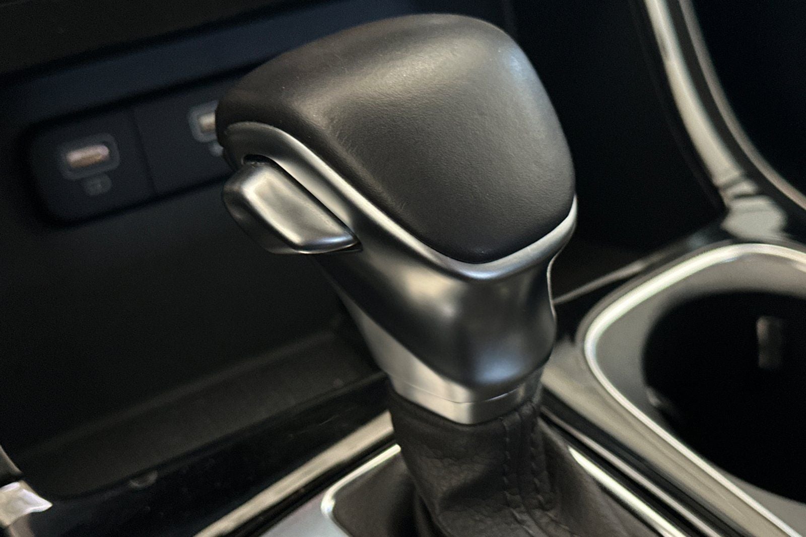 2023 Kia Carnival EX