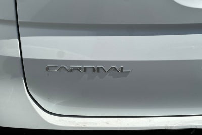 2023 Kia Carnival EX
