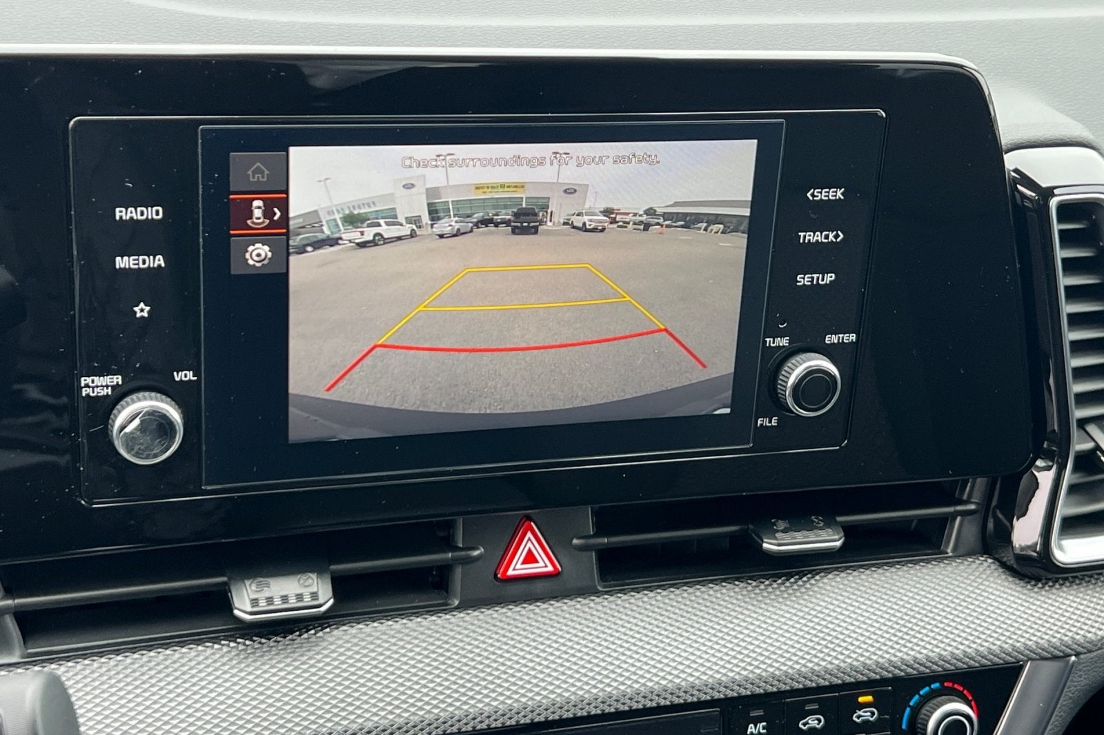 2025 Kia Sportage Hybrid LX