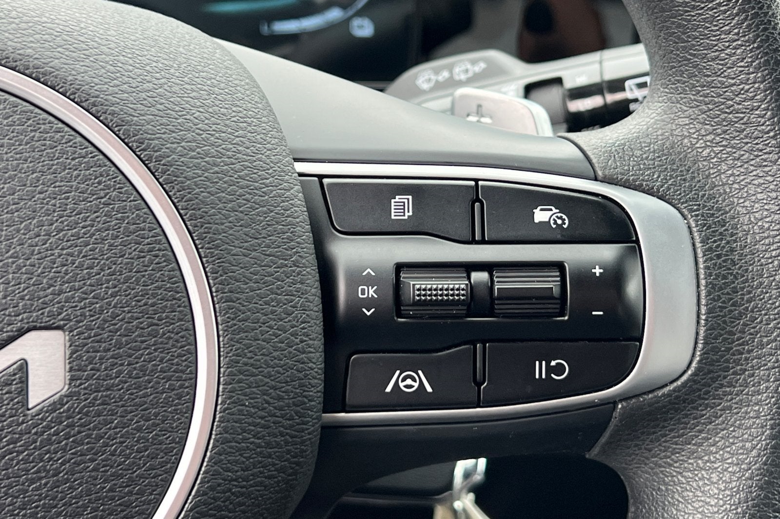 2025 Kia Sportage Hybrid LX