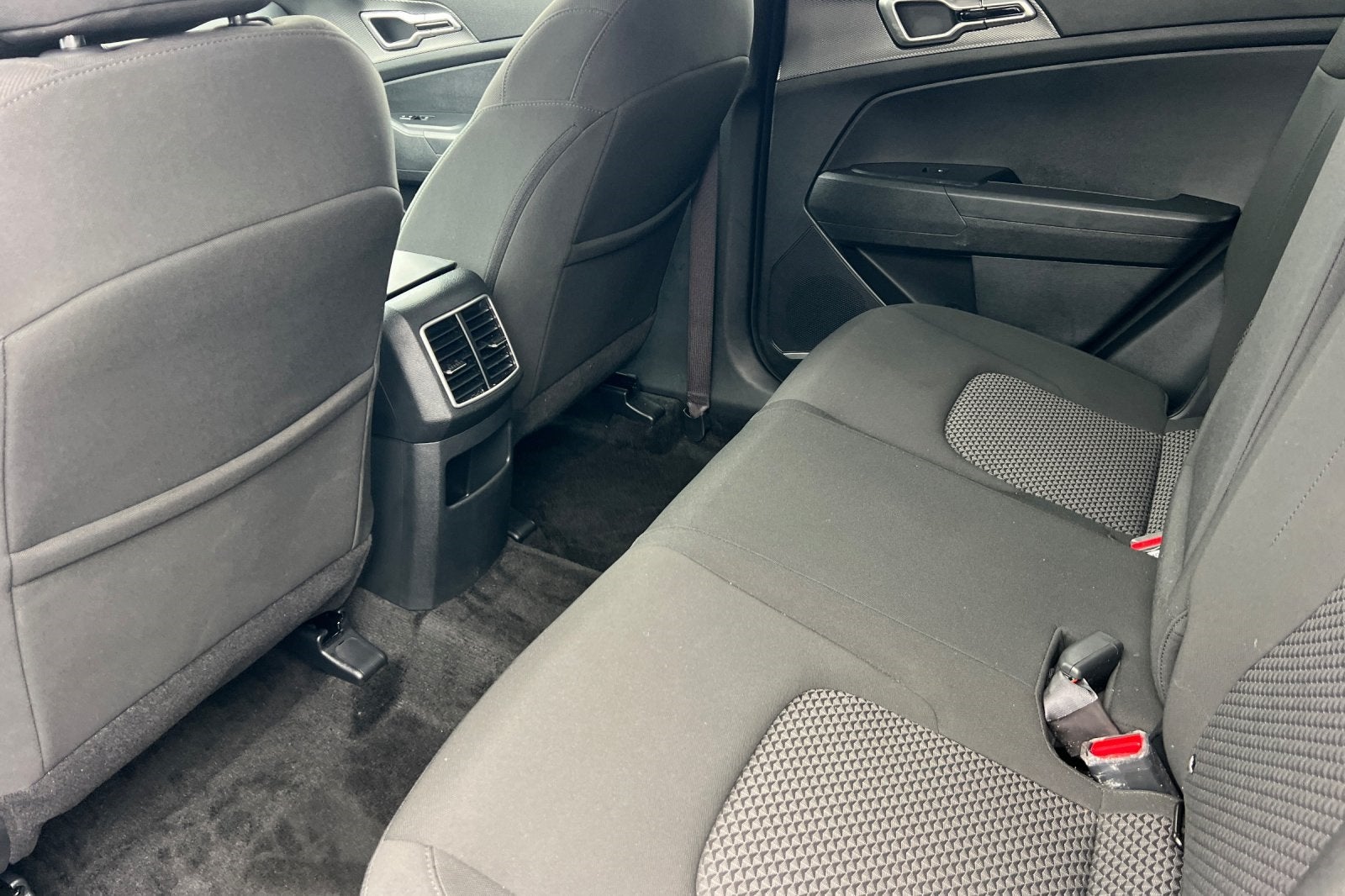 2025 Kia Sportage Hybrid LX