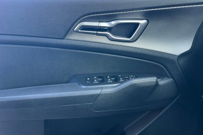 2025 Kia Sportage Hybrid LX