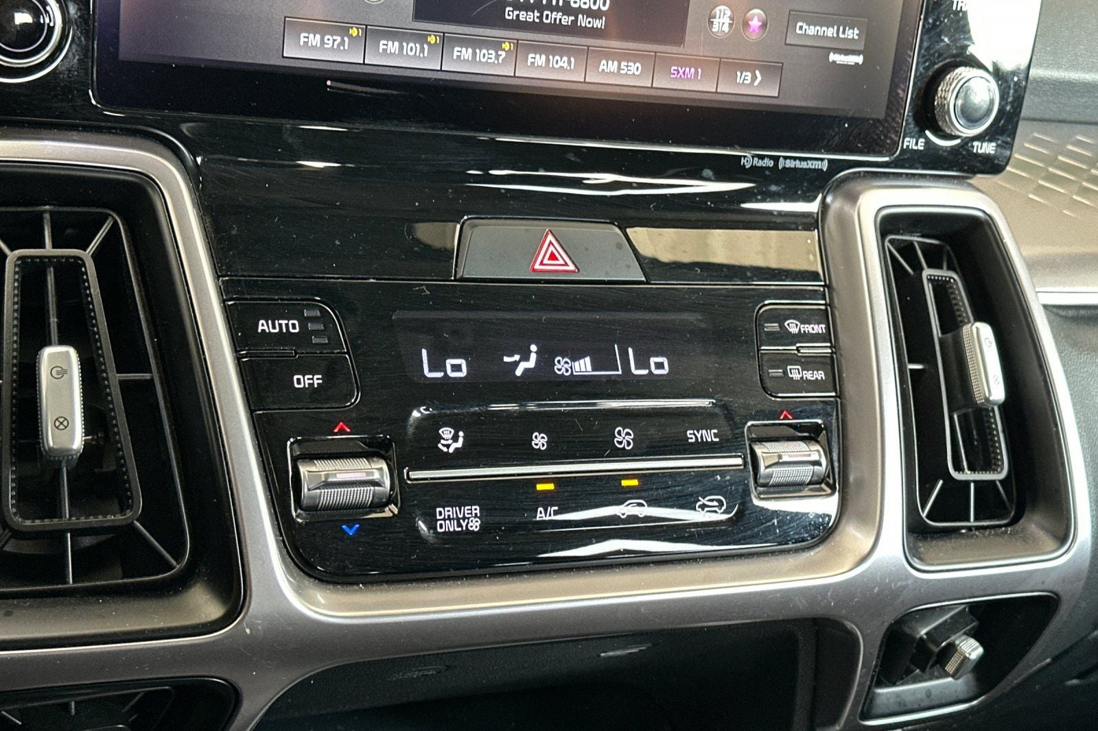 2022 Kia Sorento Hybrid S