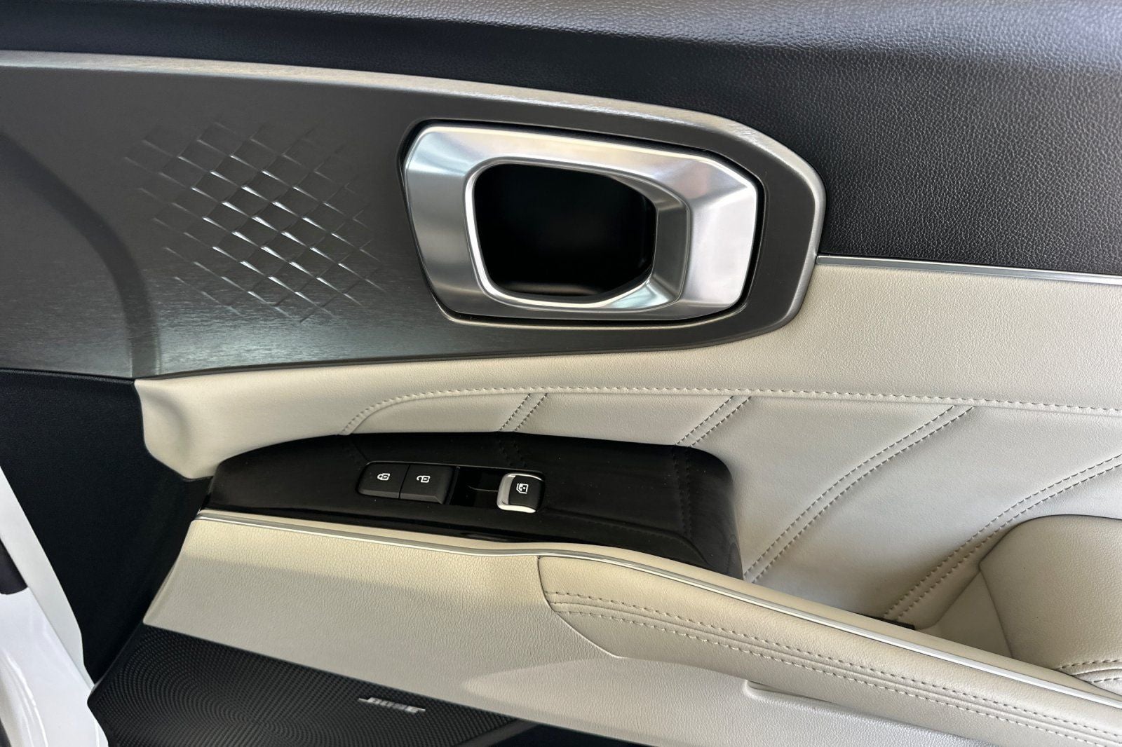 2023 Kia Sorento Hybrid SX Prestige AWD