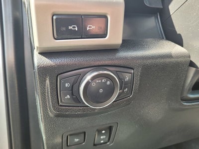 2020 Ford Super Duty F-350 SRW Pickup LARIAT