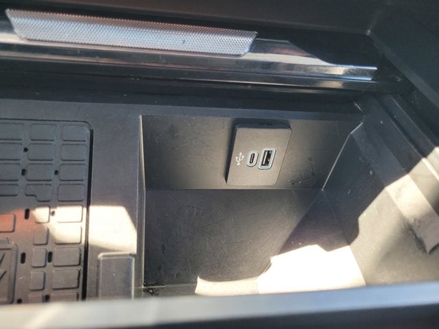 2023 Ford Super Duty F-350 SRW Pickup LARIAT