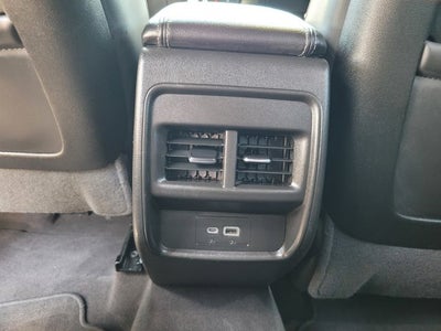 2024 Cadillac XT4 FWD Premium Luxury