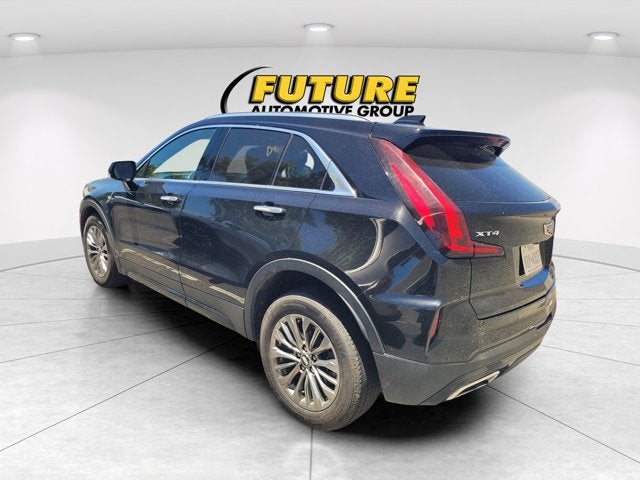 2024 Cadillac XT4 FWD Premium Luxury
