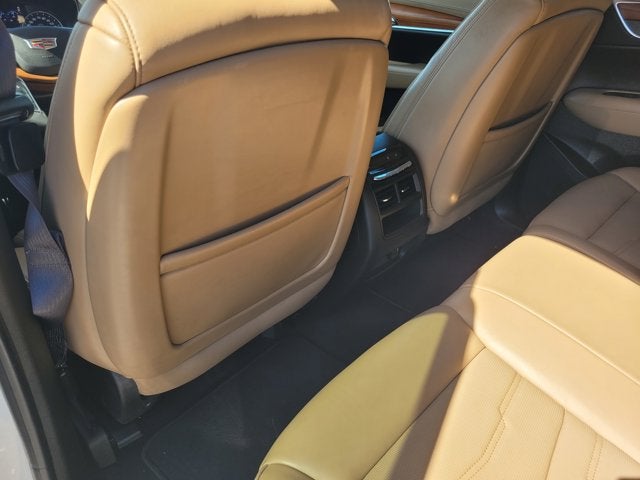 2017 Cadillac XT5 Platinum AWD