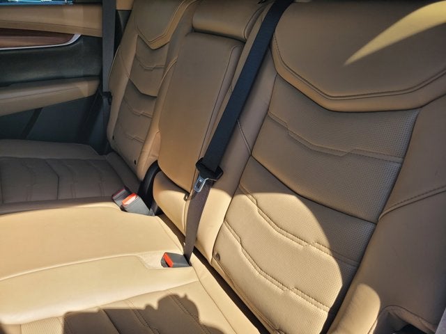 2017 Cadillac XT5 Platinum AWD