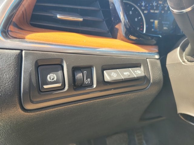 2017 Cadillac XT5 Platinum AWD