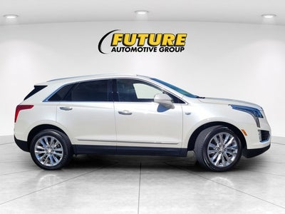2017 Cadillac XT5 Platinum AWD