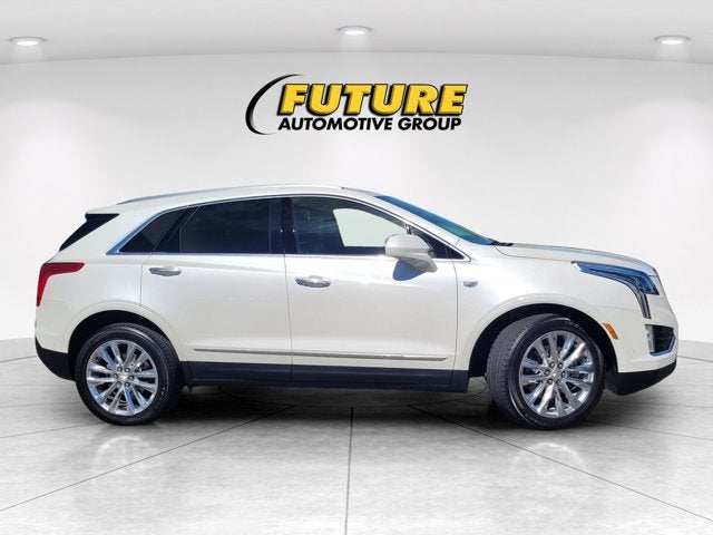 2017 Cadillac XT5 Platinum AWD