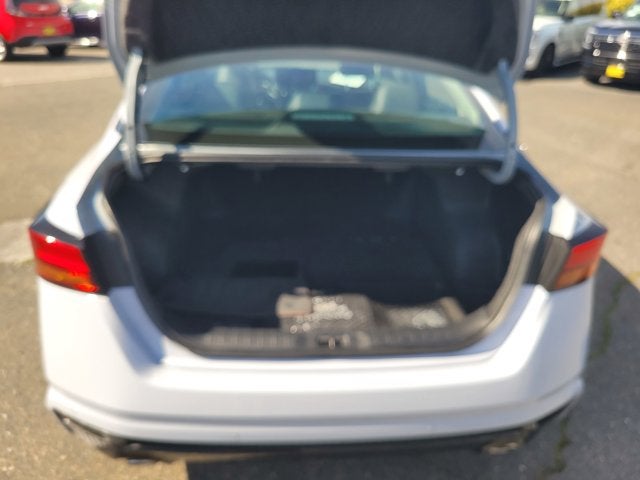 2024 Nissan Altima 2.0 SR