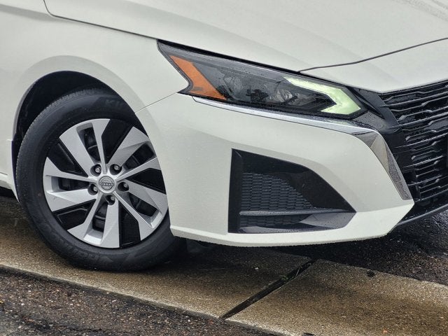 2025 Nissan Altima S