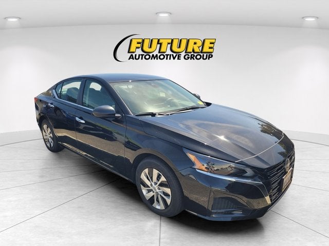 2025 Nissan Altima S