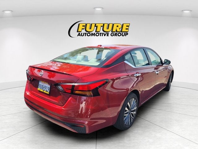 2025 Nissan Altima SV