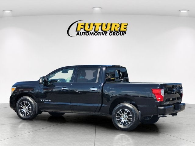 2021 Nissan Titan SV