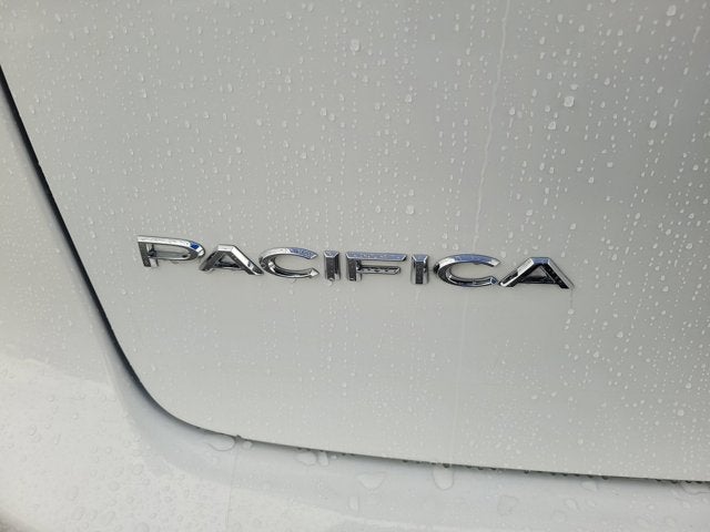 2024 Chrysler Pacifica Touring