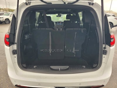 2024 Chrysler Pacifica Touring
