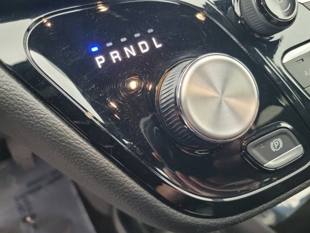 2024 Chrysler Pacifica Touring