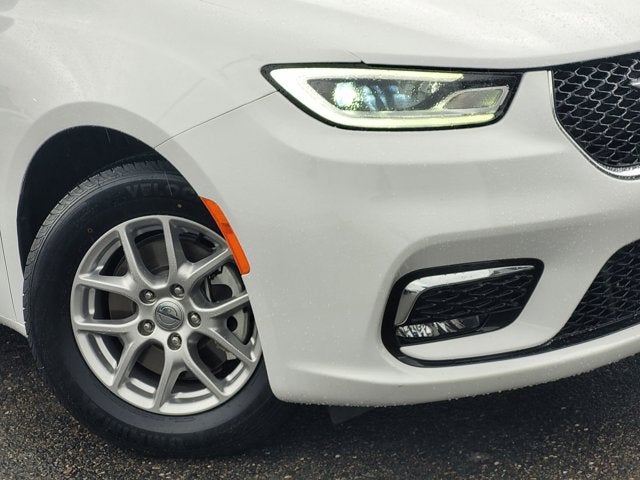 2024 Chrysler Pacifica Touring