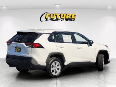 2025 Toyota RAV4 LE