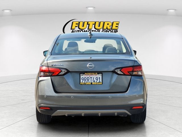 2025 Nissan Versa SV