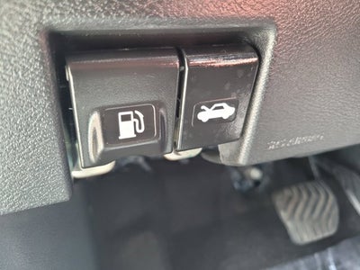 2024 Nissan Versa SR