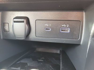 2024 Nissan Versa SR