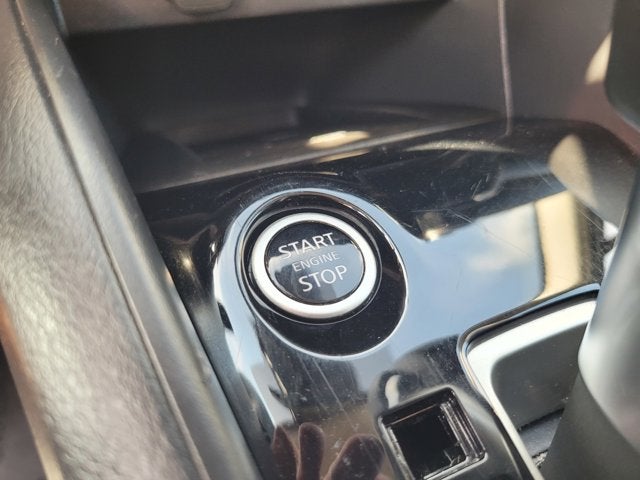 2024 Nissan Versa SR
