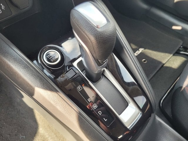 2022 Nissan Versa SR