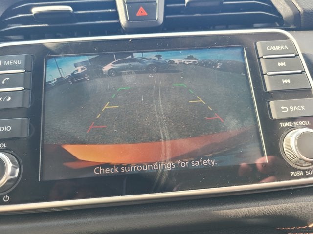 2022 Nissan Versa SR