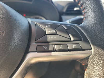 2022 Nissan Versa SR