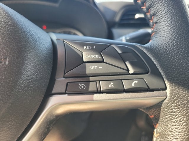 2022 Nissan Versa SR